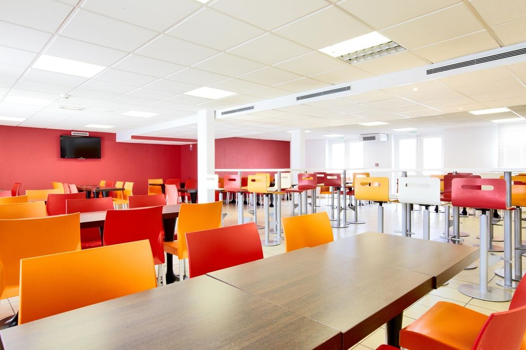 Premiere Classe Bayonne Étterem fotó